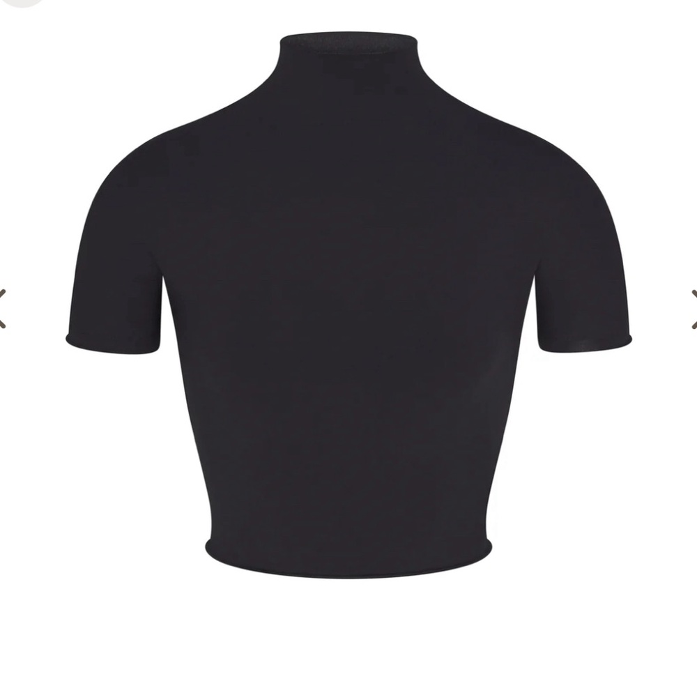 SKIMS Raw Edge Cropped T-Shirt MEDIUM (NEW)